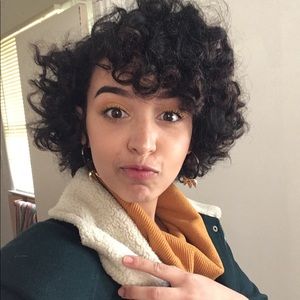 Meet your Posher, Rae